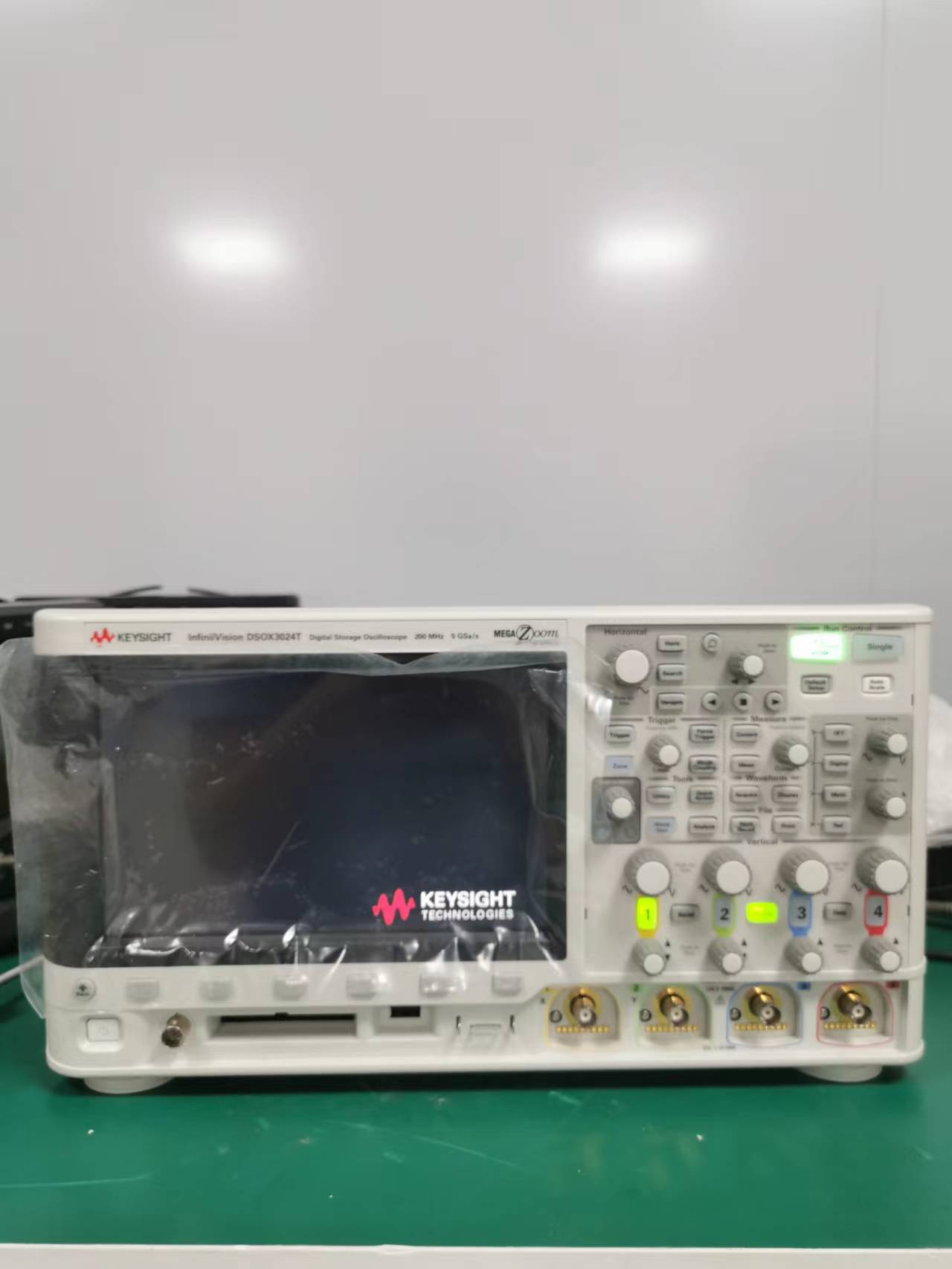 <b class='flag-5'>KEYSIGHT</b>是<b class='flag-5'>德</b>科技<b class='flag-5'>DSOX3024T</b><b class='flag-5'>示波器</b>